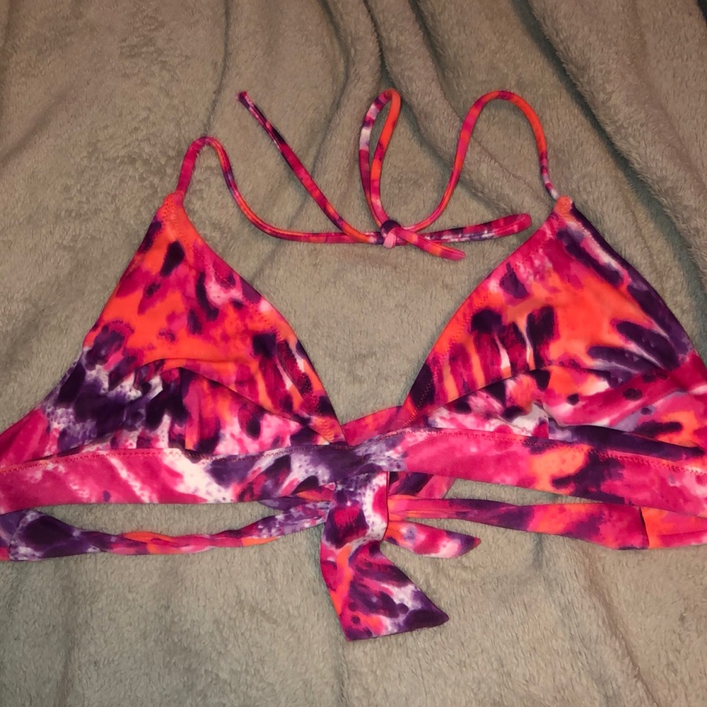 Triangle bathing suit
